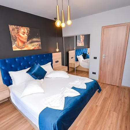 Lägenhet Eva Romana Square